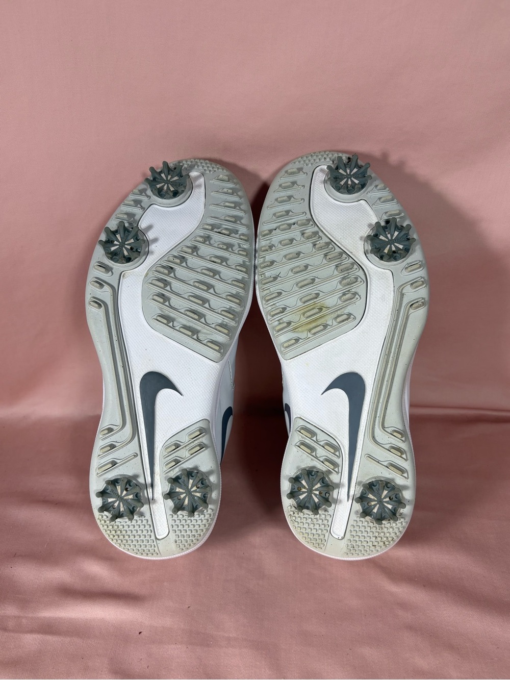 Nike Women's Gray/Pink/White Spiked Zoom Performance Golf Shoes Size 7. 5 - Picture 16 of 16